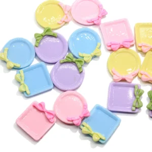 Mini Round Plates (Random Colour)